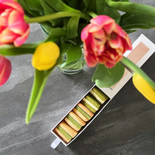 Afbeelding in Gallery-weergave laden, Divine Maia Chocolates Nama Cookies Matcha/Yuzu (5 stuks)