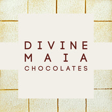 Afbeelding in Gallery-weergave laden, Divine Maia Chocolates Vanilla White
