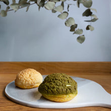 Load image into Gallery viewer, Divine Maia Crispy Cream Puffs Matcha/Vanilla
